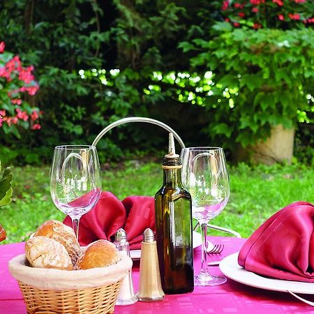 Auberge Bourrelly 까브리에 외부 사진