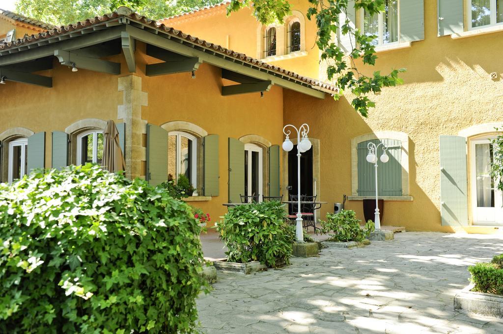 Auberge Bourrelly 까브리에 외부 사진